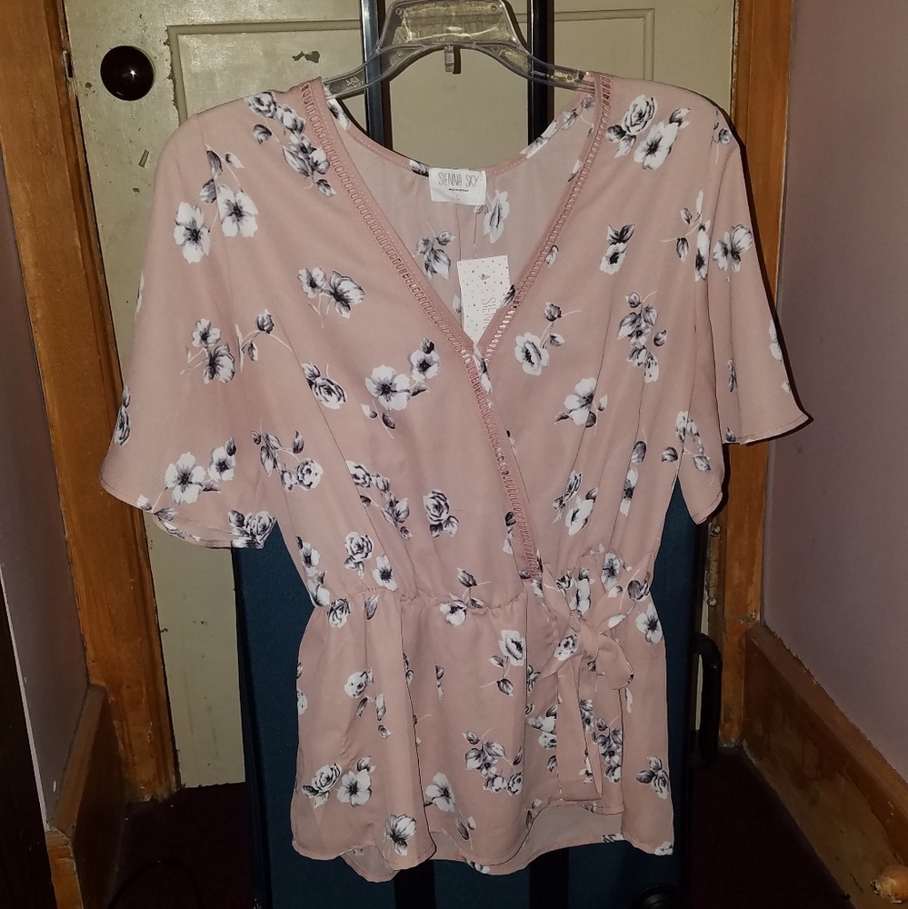 Sienna Sky, Pink Blouse, Floral pattern